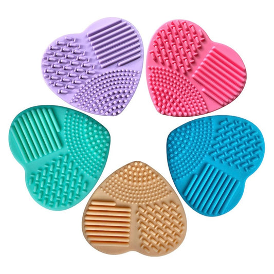 Eyeshadow Wet/Dry Brush Cleaning Heart - Ashley Mateo Beauty