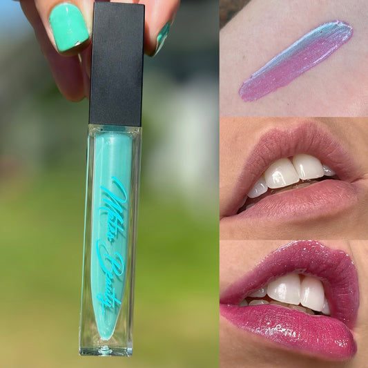 Hydrating Lip Gloss – Smooth, Non-Sticky, and Ultra-Hydrating