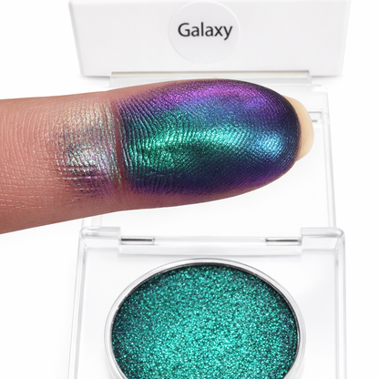 Multi-Chrome Shimmer Eyeshadow In Compact Case