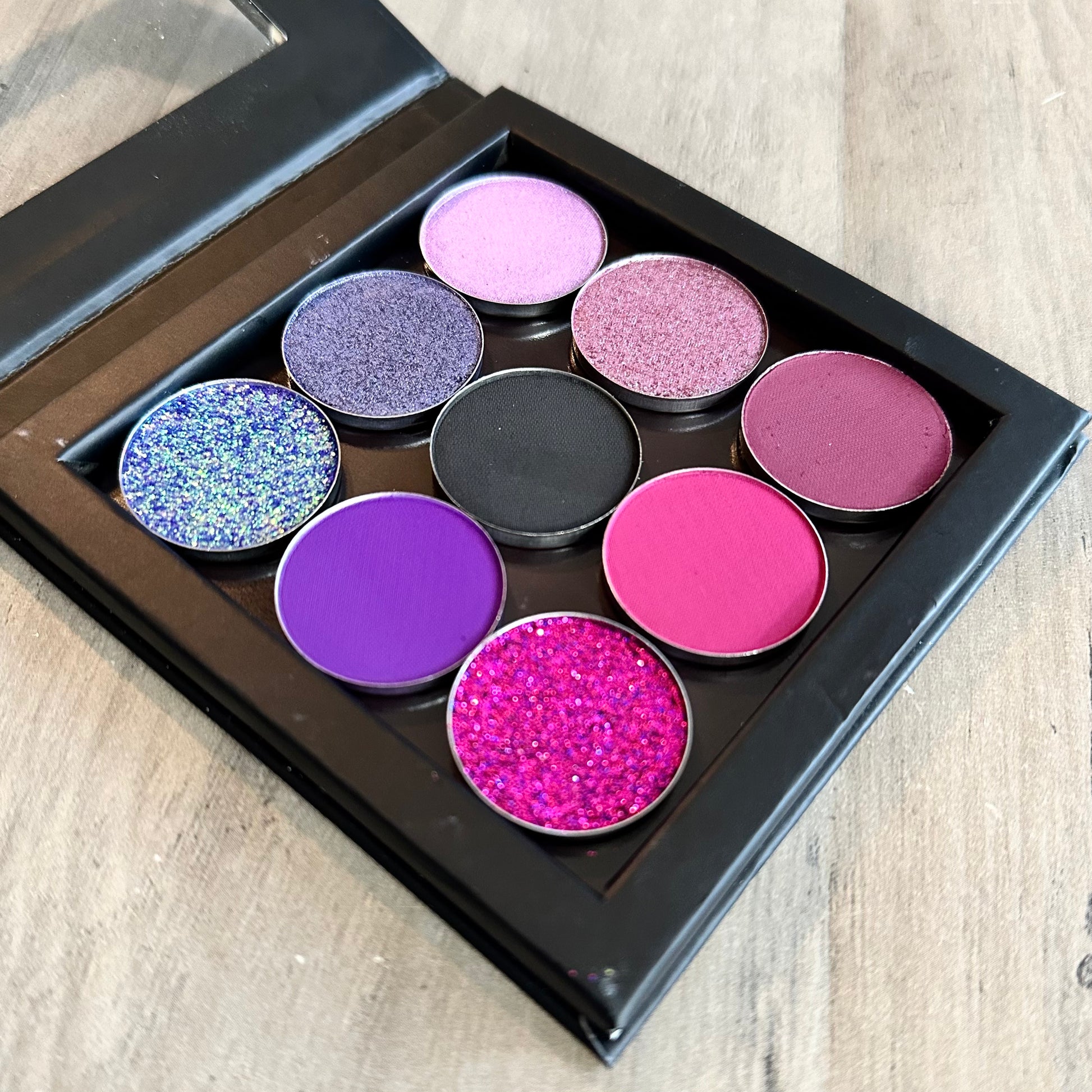 Pink purple eyeshadow online palette