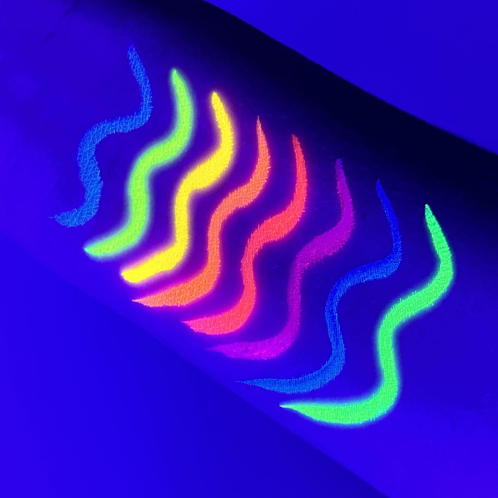 Blacklight Neon Liner Singles - Ashley Mateo Beauty